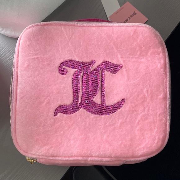 Juicy Couture Pink Cosmetic Bag - Picture 1 of 7